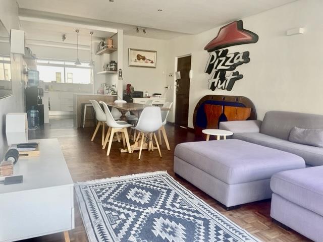 2 Bedroom Property for Sale in Sea Point Western Cape